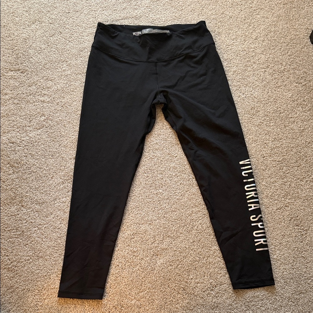 Victoria Sport Black Leggings